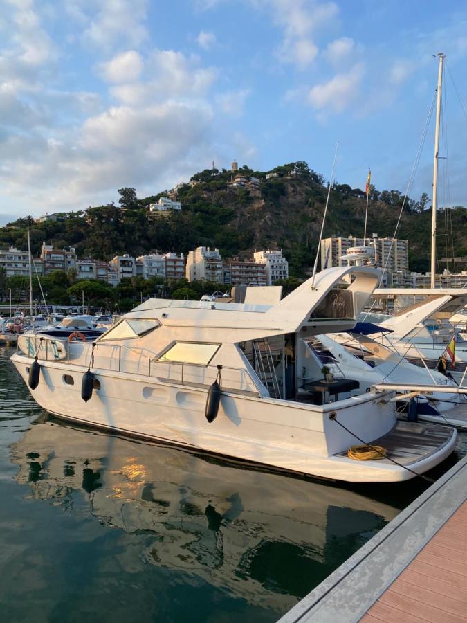 Barco Muy Romantico Con Parking! Sant Adrià de Besòs Exterior foto