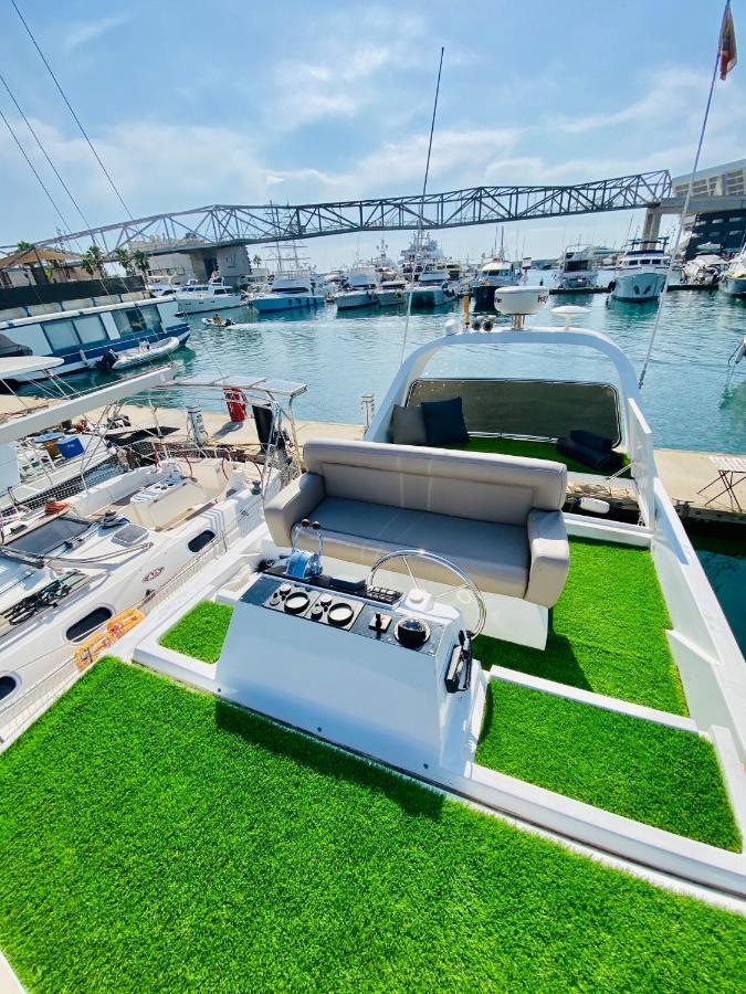 Barco Muy Romantico Con Parking! Sant Adrià de Besòs Exterior foto